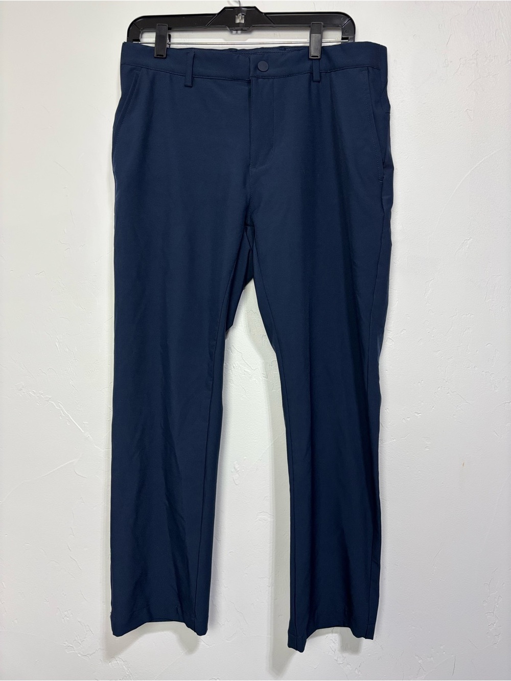 Greg Norman Men's Navy Blue Golf Pant 32 Waist Hemmed Length Activewear chino